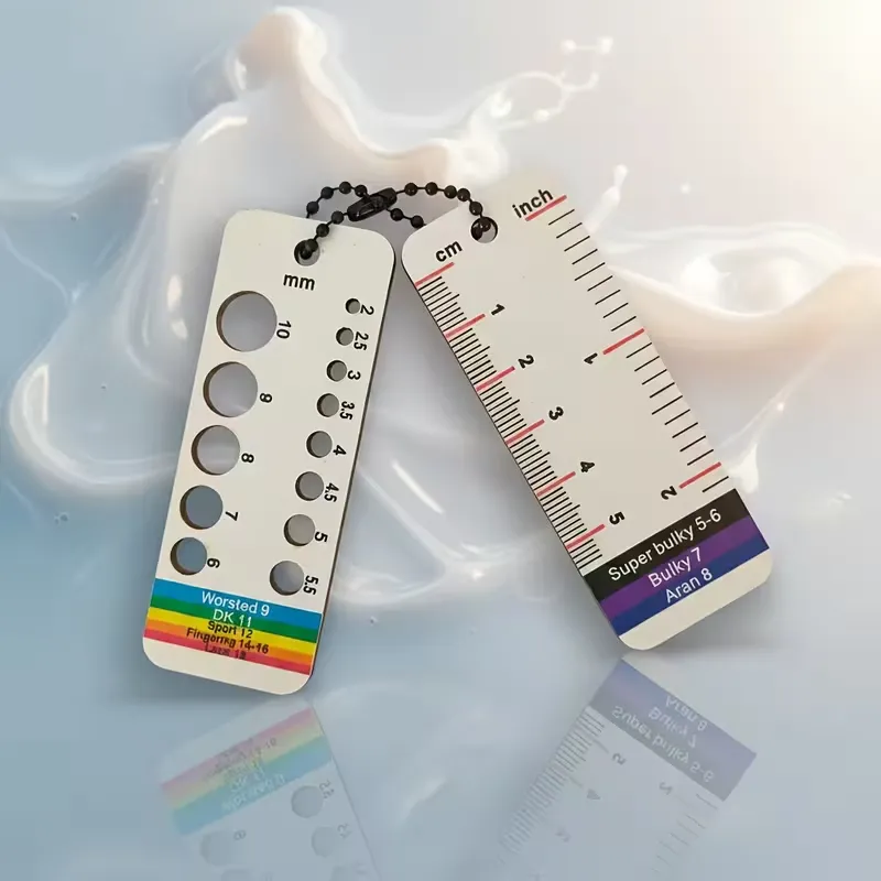 2pcs/set Wooden knitting needle gauge, measuring ruler and yarn thickness.