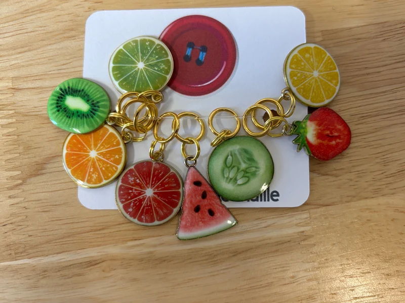 8 Enamelled Stitch Markers