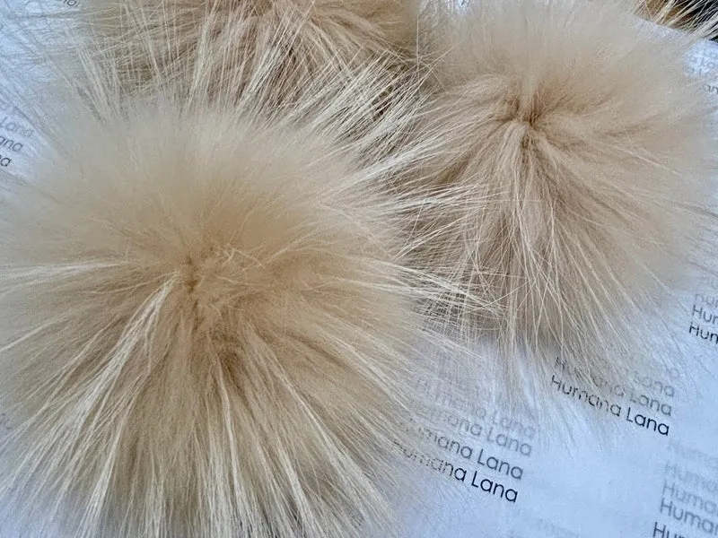 Fur pompoms, buttercream color, 17-20cm