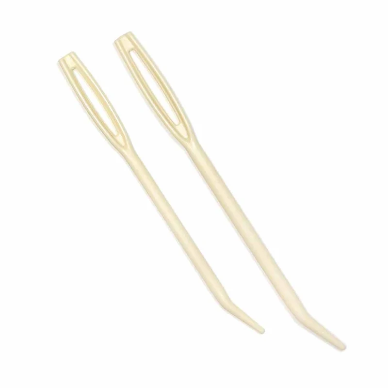 2 plastic yarn needles (2 sizes) UNIQUE KNITTING