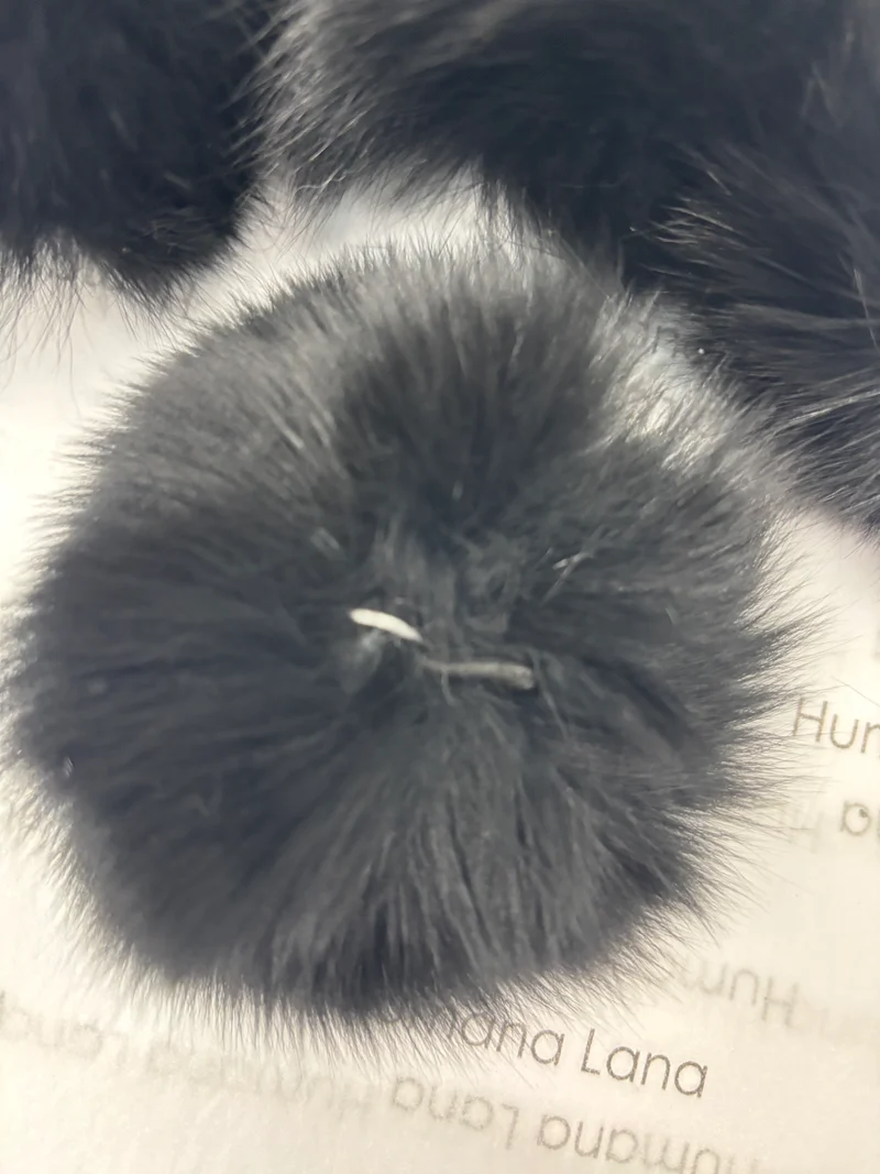 Mini fox pompom 9-10cm with elastic
