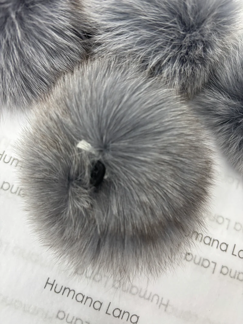 Mini fox pompom 9-10cm with elastic