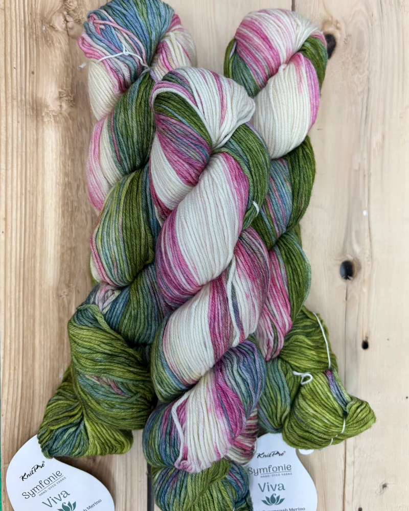 Viva yarns . Symphonie collection . Merino DK Extrafine