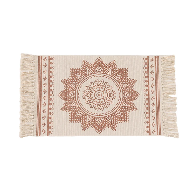 Handgewebter Baumwoll-Tischläufer mit Mandala-Jacquard und dekorativen Fransen