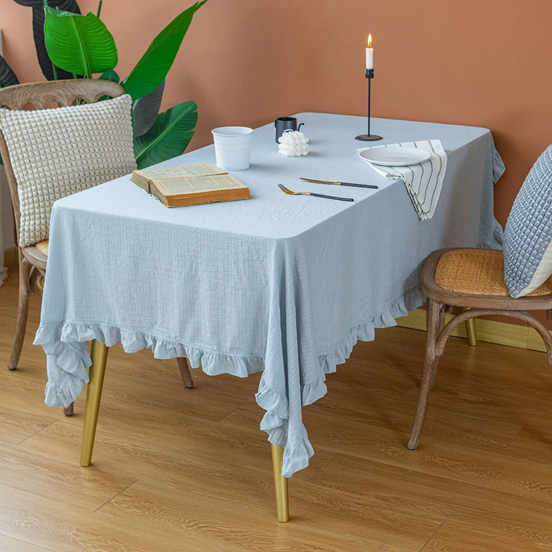 Rechteckige Tischdecke aus Baumwoll-Waffelgewebe mit feiner Rüschenbordüre