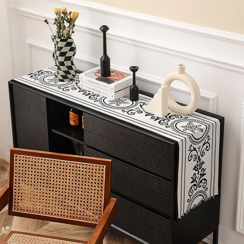 langer leichter ornamentaler Schal mit floraler Jacquard-Struktur