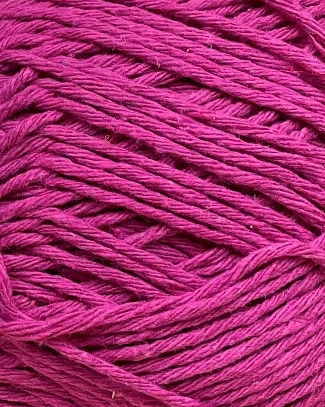 Rich cotton from Easy Knit in a 1 pound pack