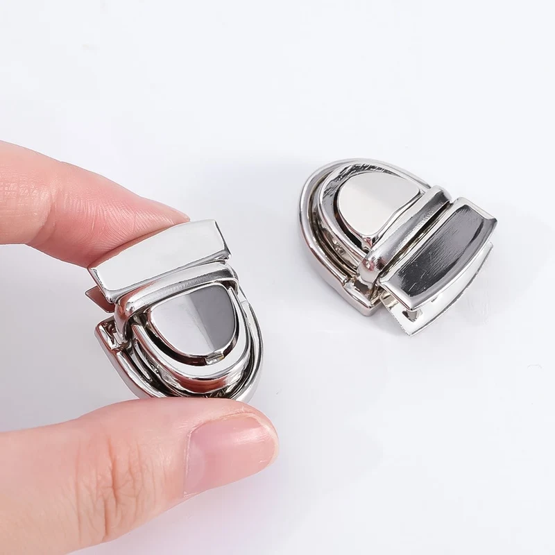 Bag Clasp 25 X 20mm