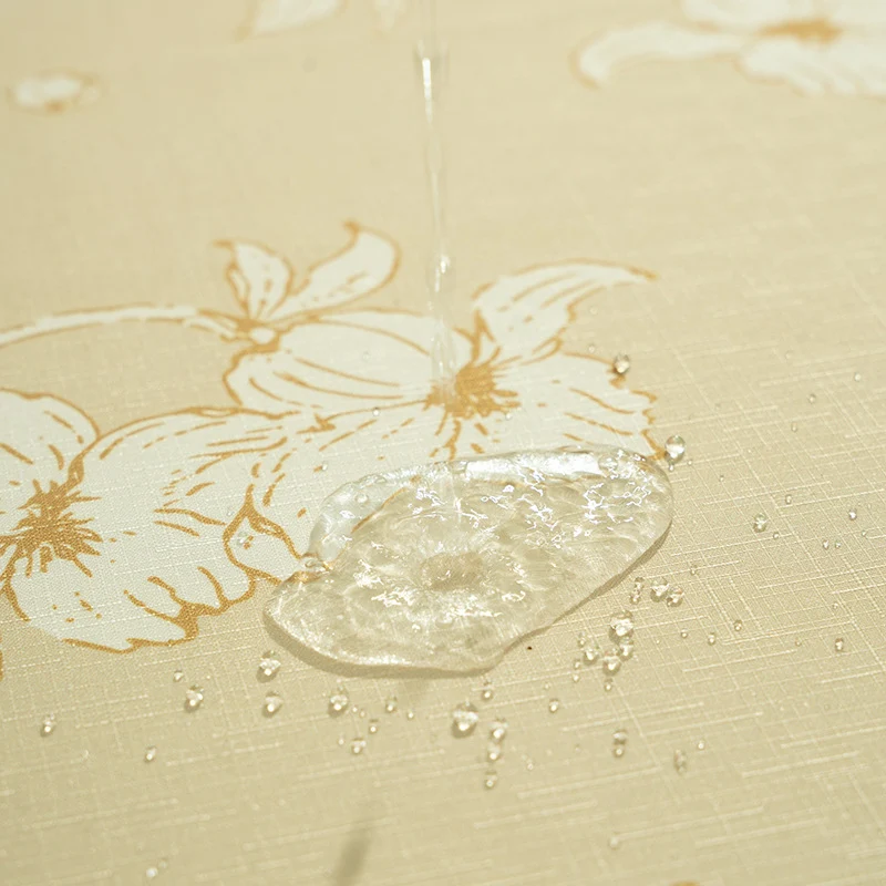 Rechteckige Tischdecke mit Olivenzweig‑Muster und gewelltem Saum