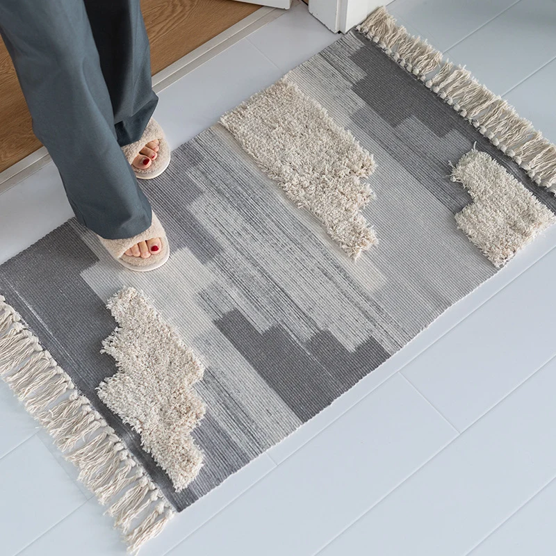 Modern strukturierter Wohnteppich mit partieller Shag-Applikation und abstraktem Strichmuster