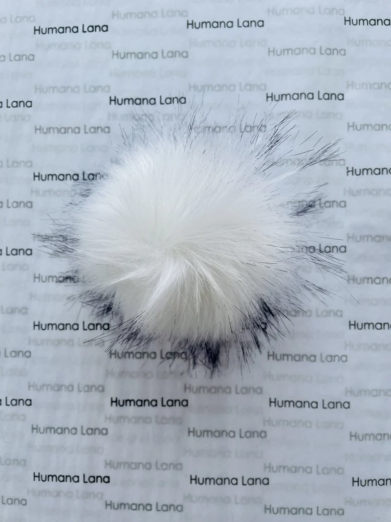 Faux fur pompom 13-14cm (1000-wooden buttons)