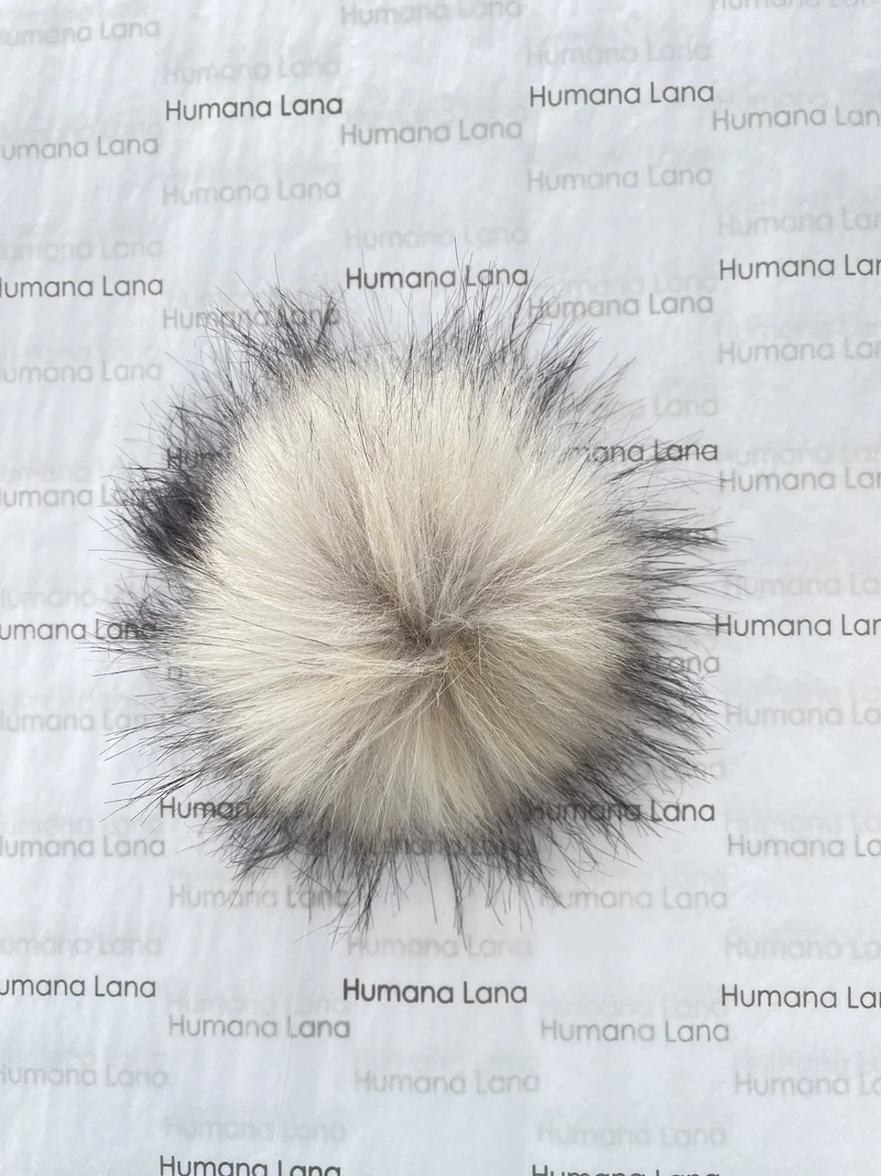 Faux fur pompom 13-14cm (1000-wooden buttons)