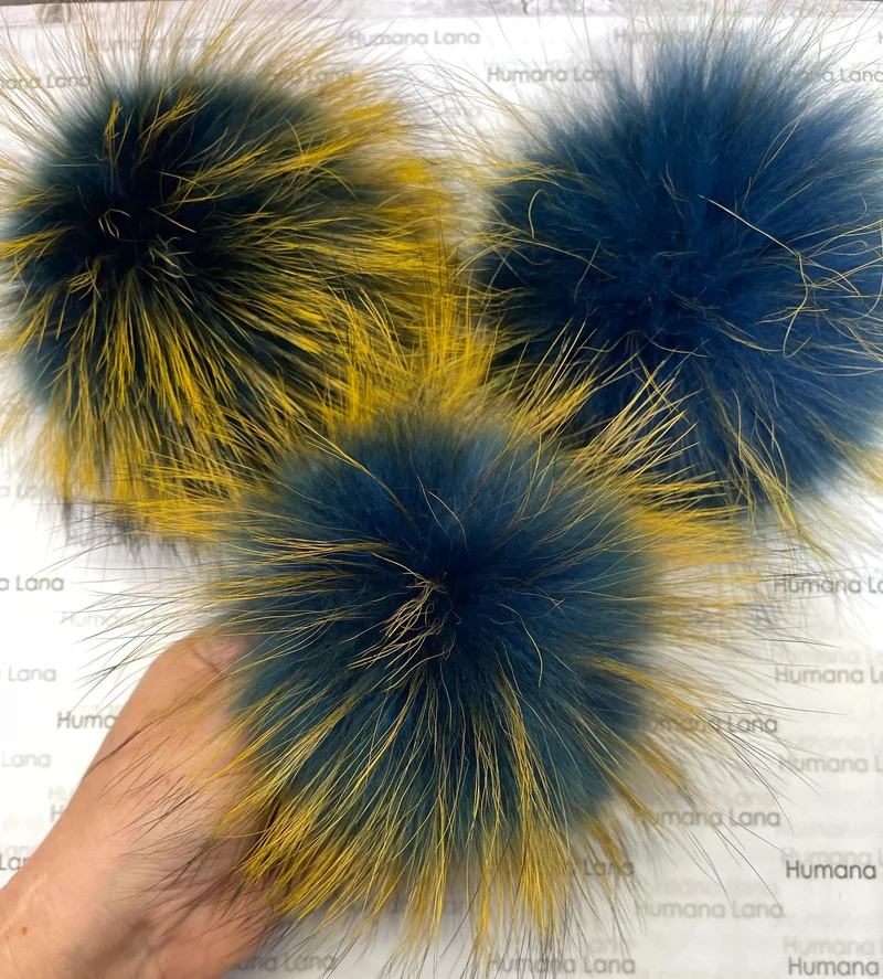 Navy fur pompom with gold tips, 17 to 20 cm
