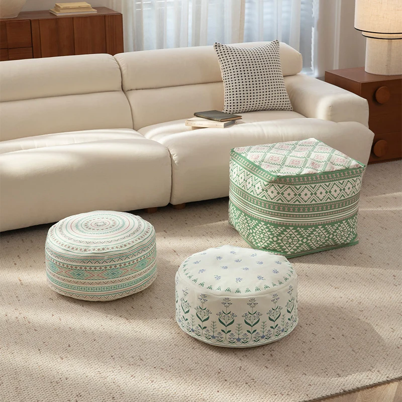 Sitzkissen-Pouf im Boho-Mandala-Design mit Tragegriff