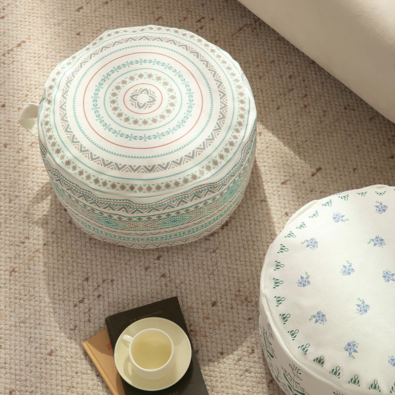 Sitzkissen-Pouf im Boho-Mandala-Design mit Tragegriff