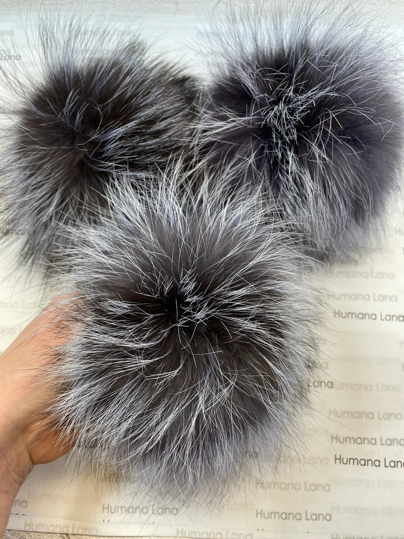 Blue frost fox fur pompom, 17-20 cm