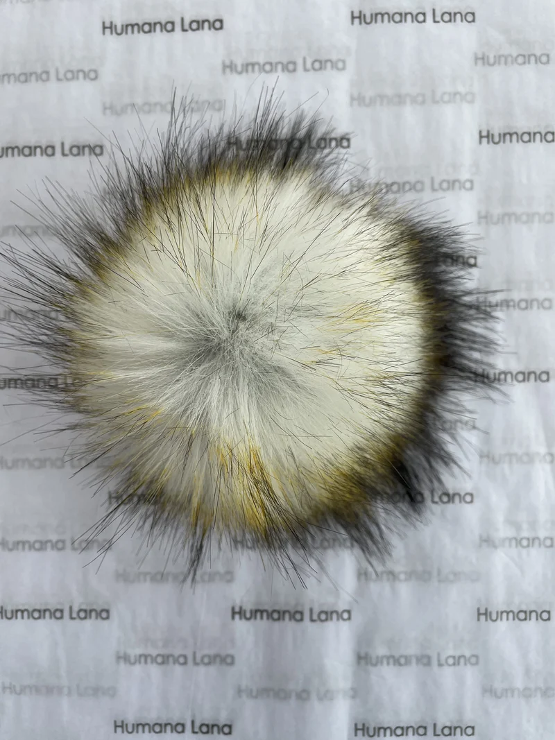 Faux fur pompom 15-16cm (1005)