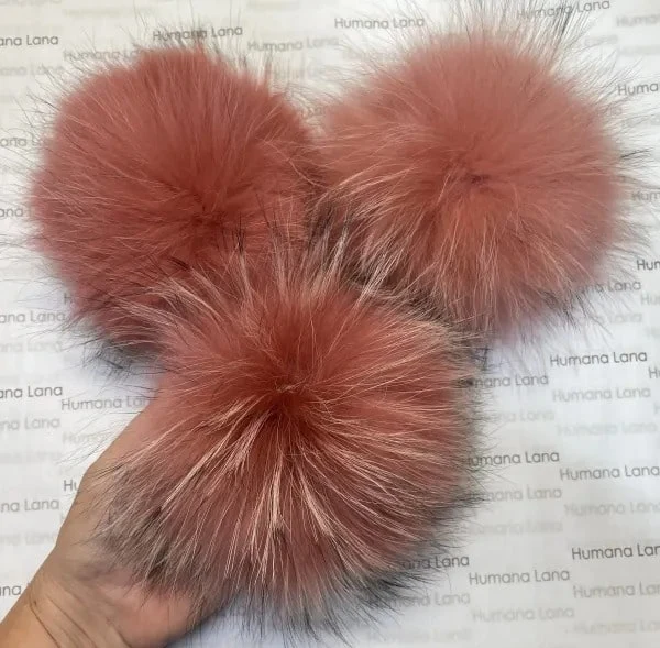 Peach fur pompom, 17-20cm