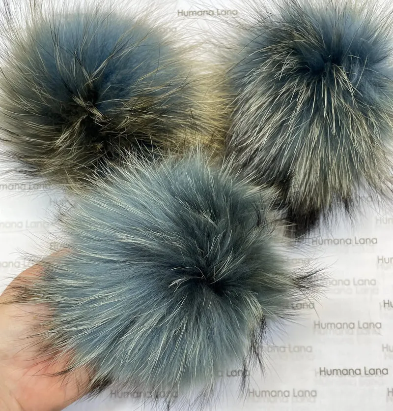 Cobalt Blue Fur Pom-poms 17 to 20 cm