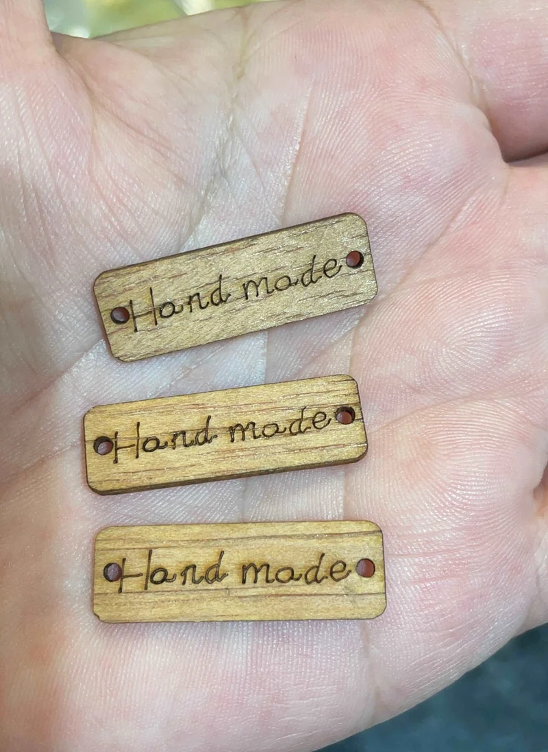 5 wooden labels (Hand made)