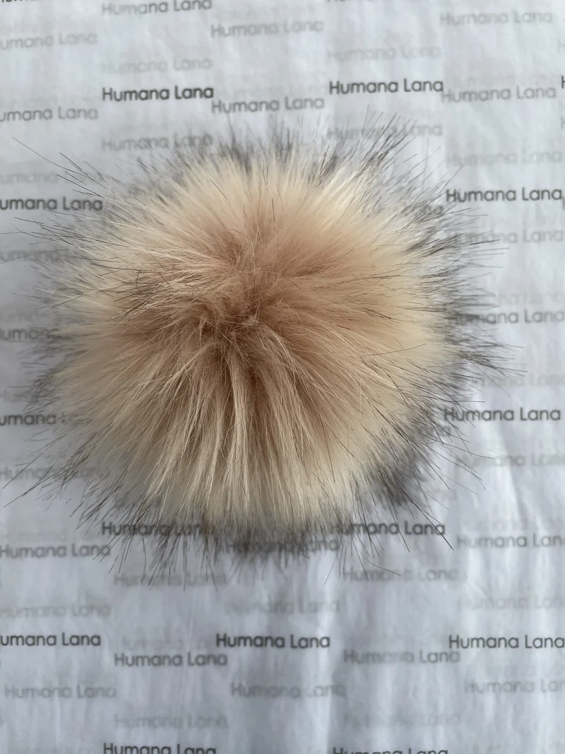 Faux fur pompom 16-17cm (1003)
