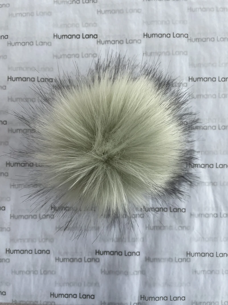Faux fur pompom 16-17cm (1003)