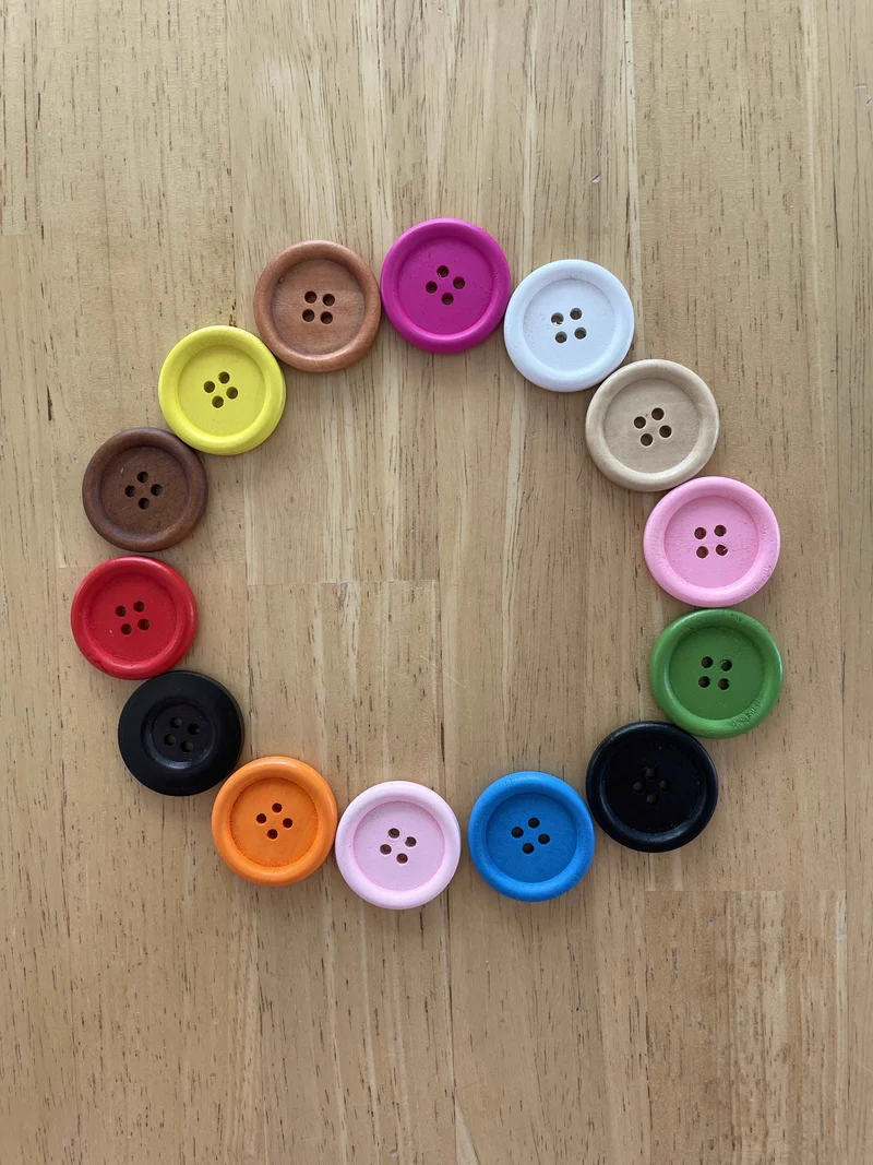 Wooden button (30mm)