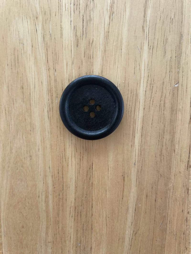 Wooden button (30mm)