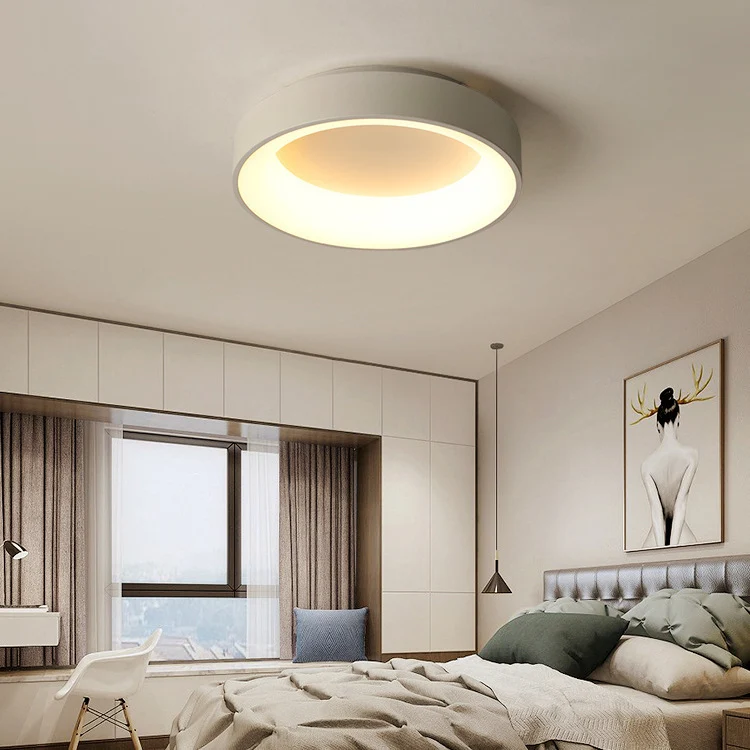 Moderne LED-Deckenleuchte