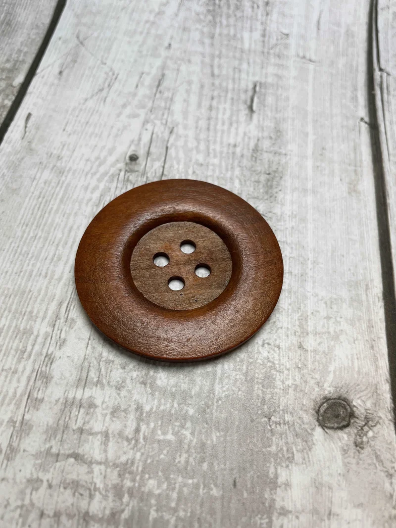 Wooden buttons 50mm