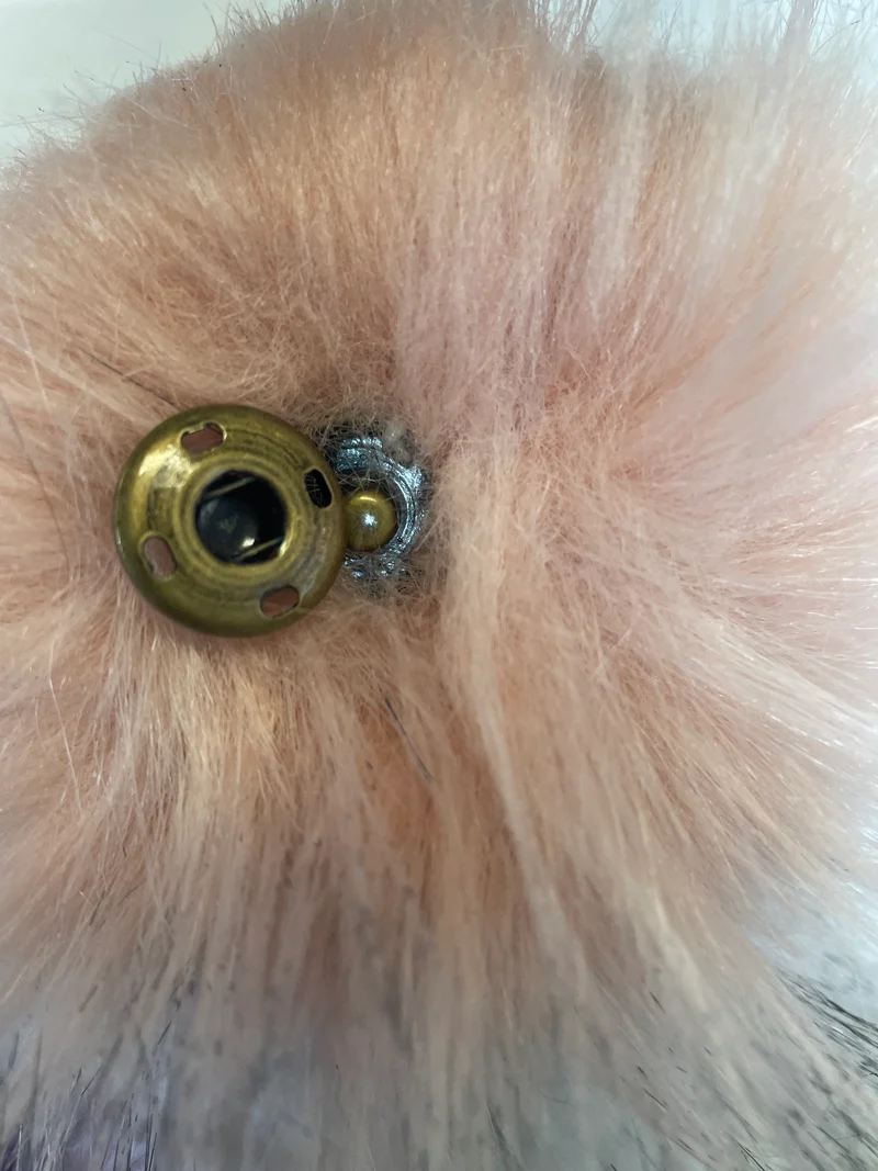 Faux fur pompom 11-12cm (1008)