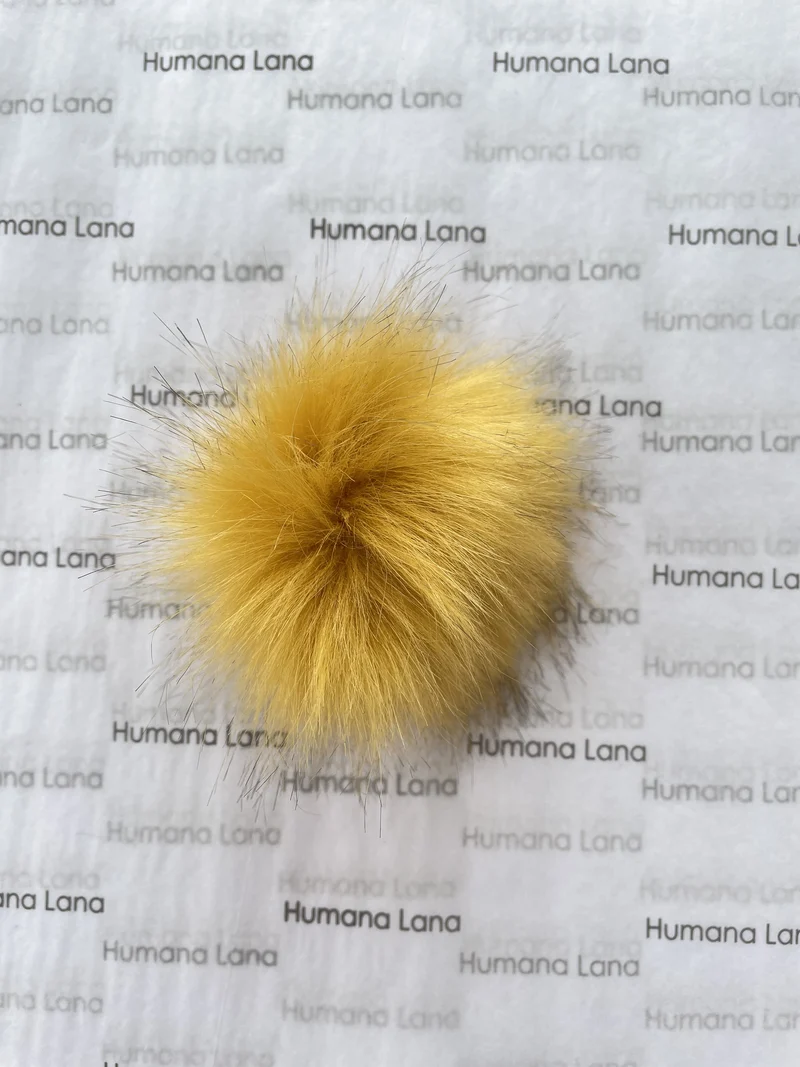 Faux fur pompom 11-12cm (1008)