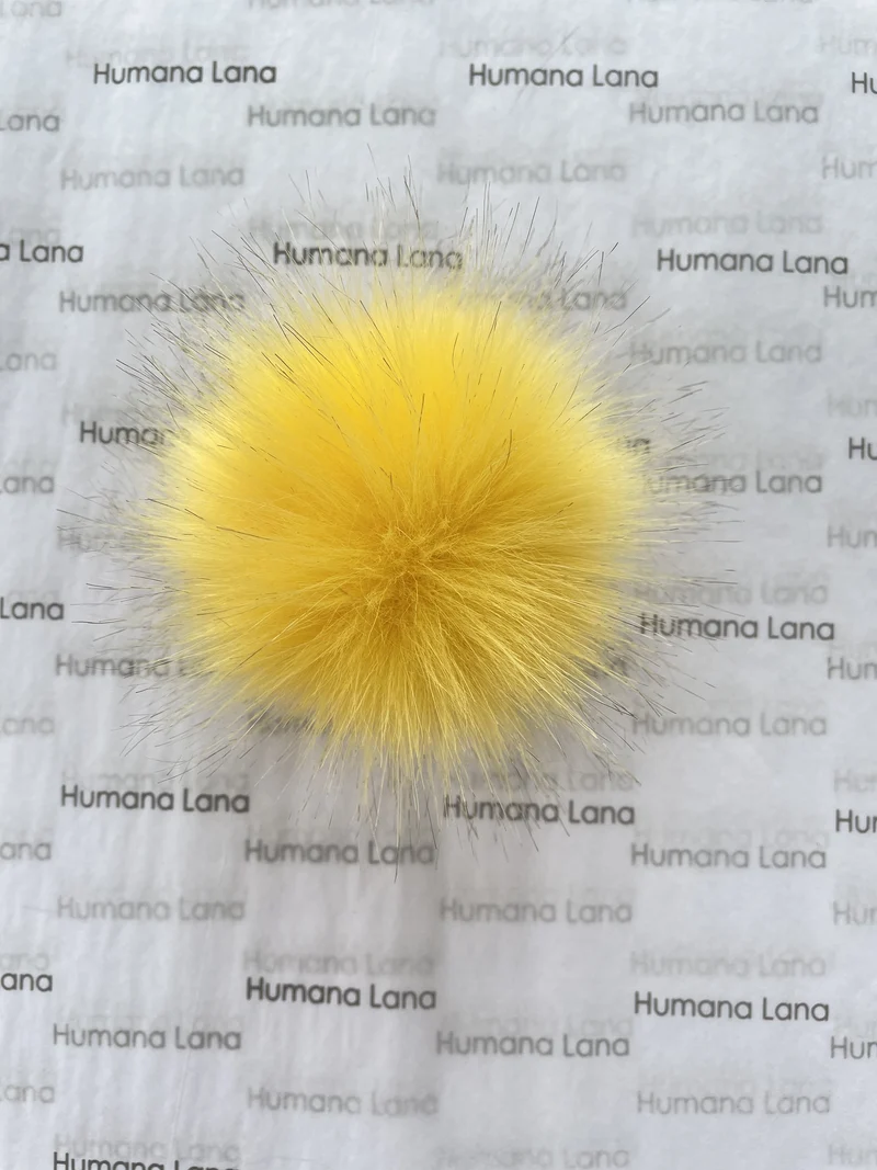 Faux fur pompom 11-12cm (1008)