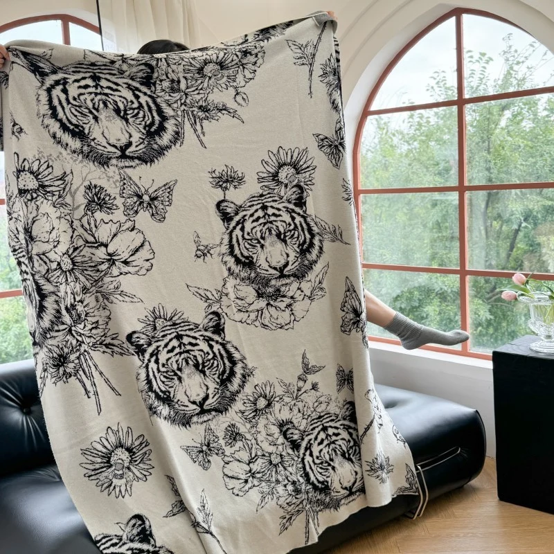 Premium Floral Koala Print Wurfdecke