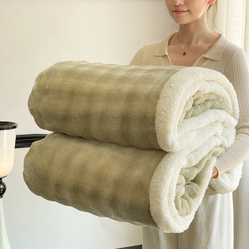 Plüschwurfdecke