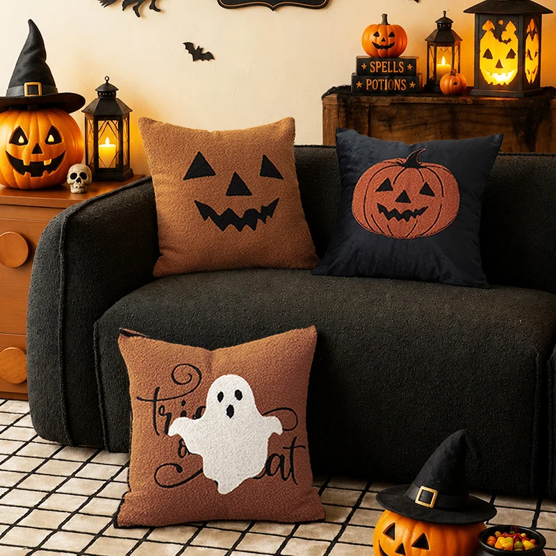 Dekorativer Halloween-Kissenbezug mit gesticktem Gespenst