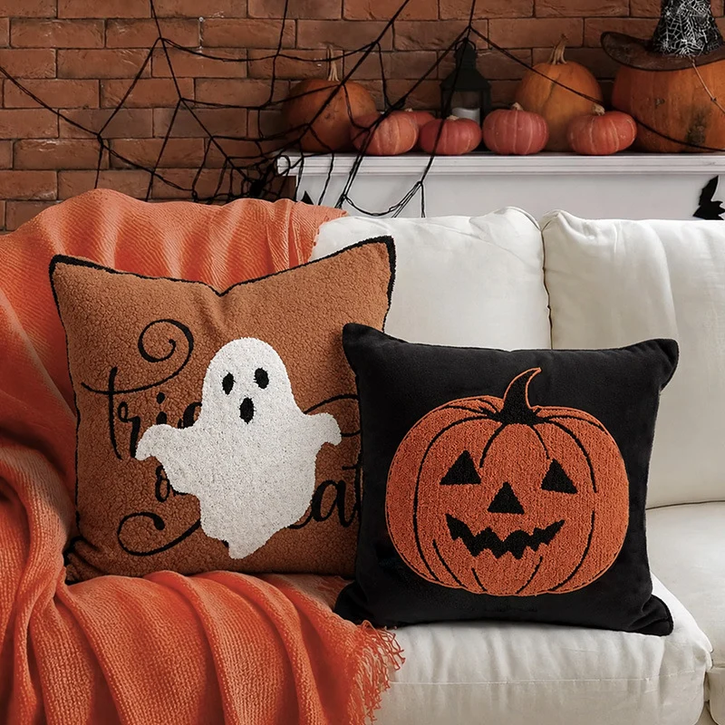 Dekorativer Halloween-Kissenbezug mit gesticktem Gespenst