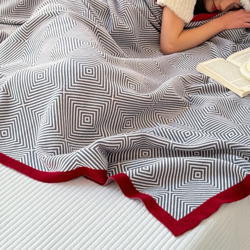 Geometrisch gemustertes weiches Überwurfsofa-Decke
