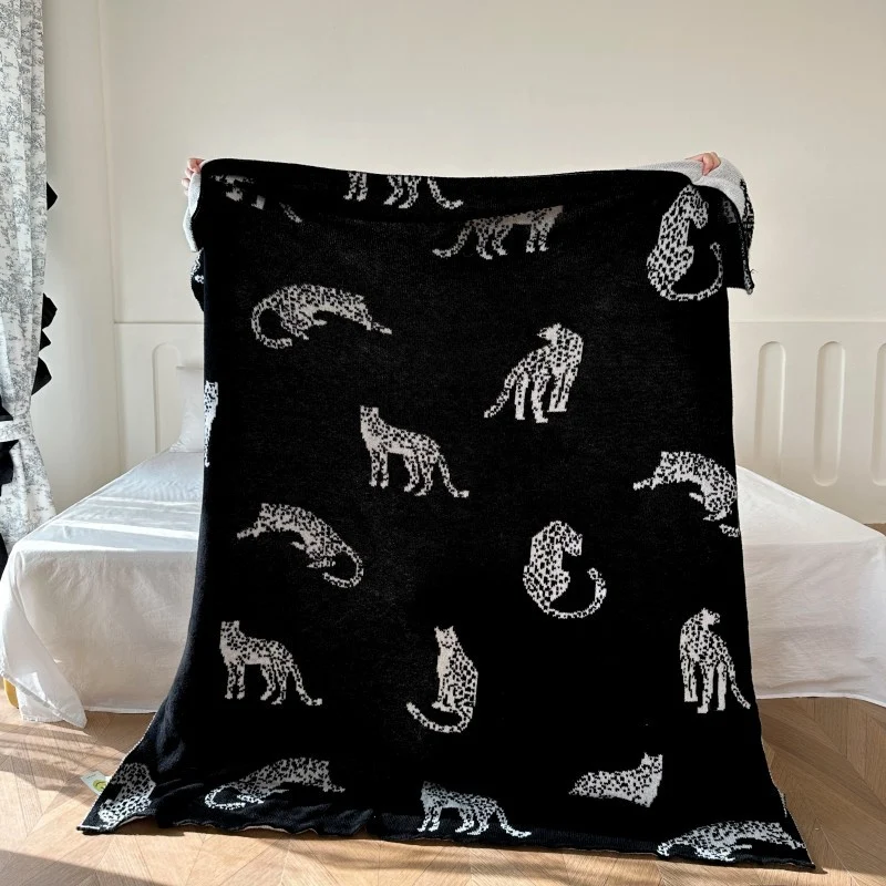 Tierdruck Fleece-Wurfdecke