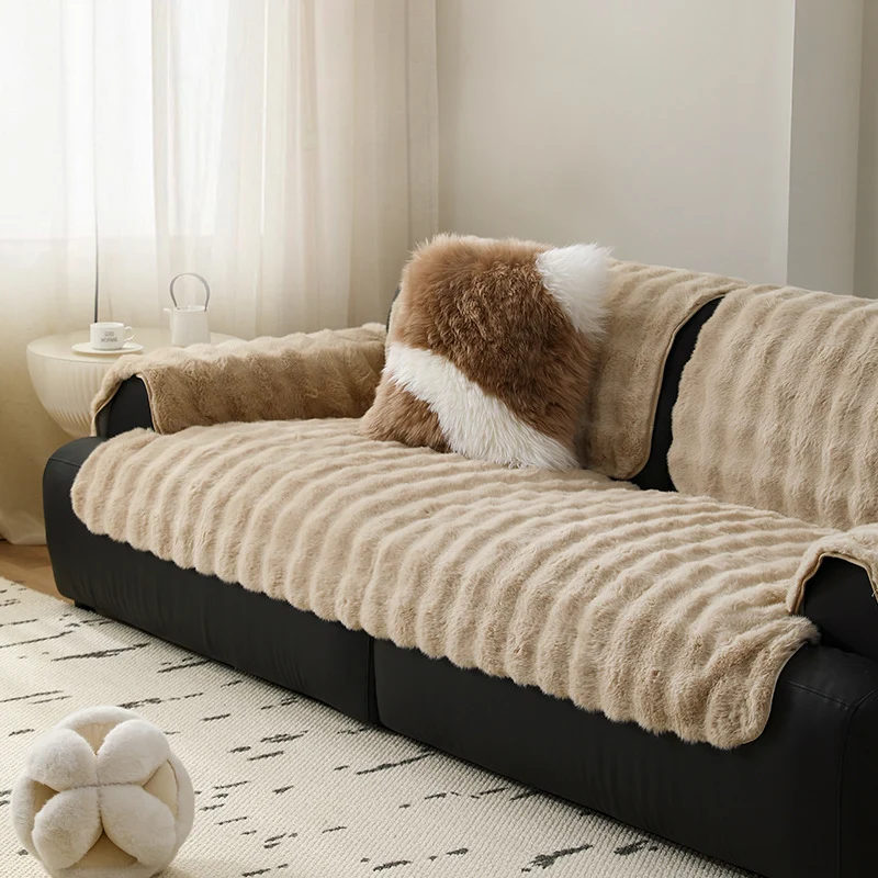 Luxuriöser Sofa-Überwurf aus Kunstfell mit gerippter Struktur