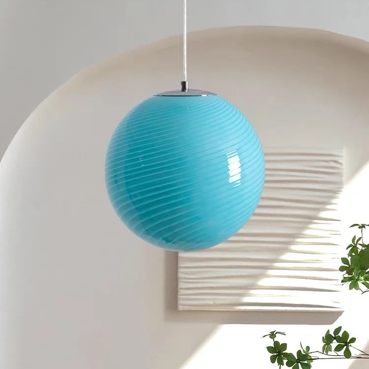 Moderne elegante Globus Pendelleuchte