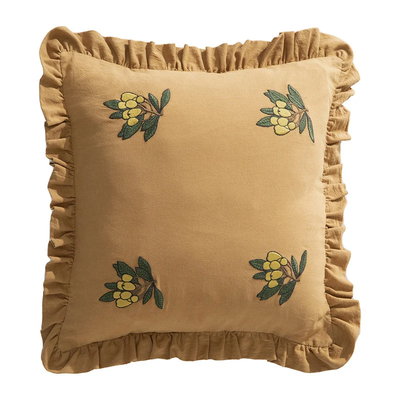 Handgetufteter quadratischer Dekokissenbezug mit floraler Chenille‑Applikation