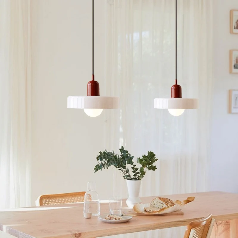 Minimalistische moderne Pendelleuchte