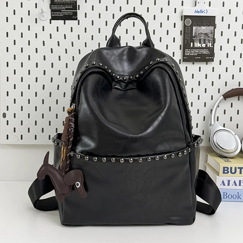 Legere Leder-Rucksack Karnz