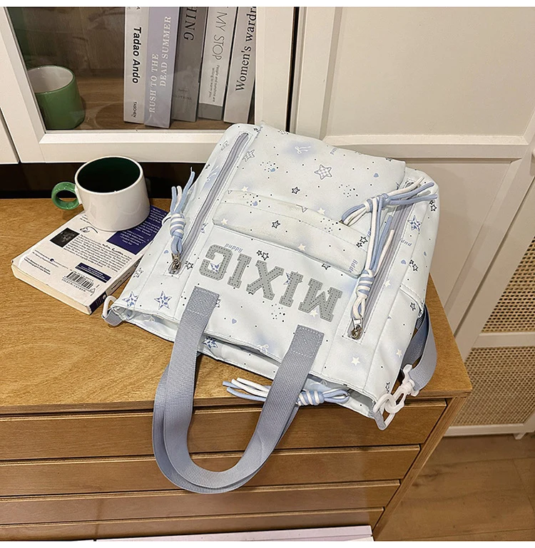 Trendige Illustrierte Grafik Rucksack Karnz