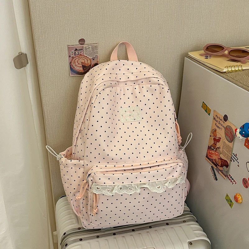 Charmanter gepunkteter Rucksack Karnz