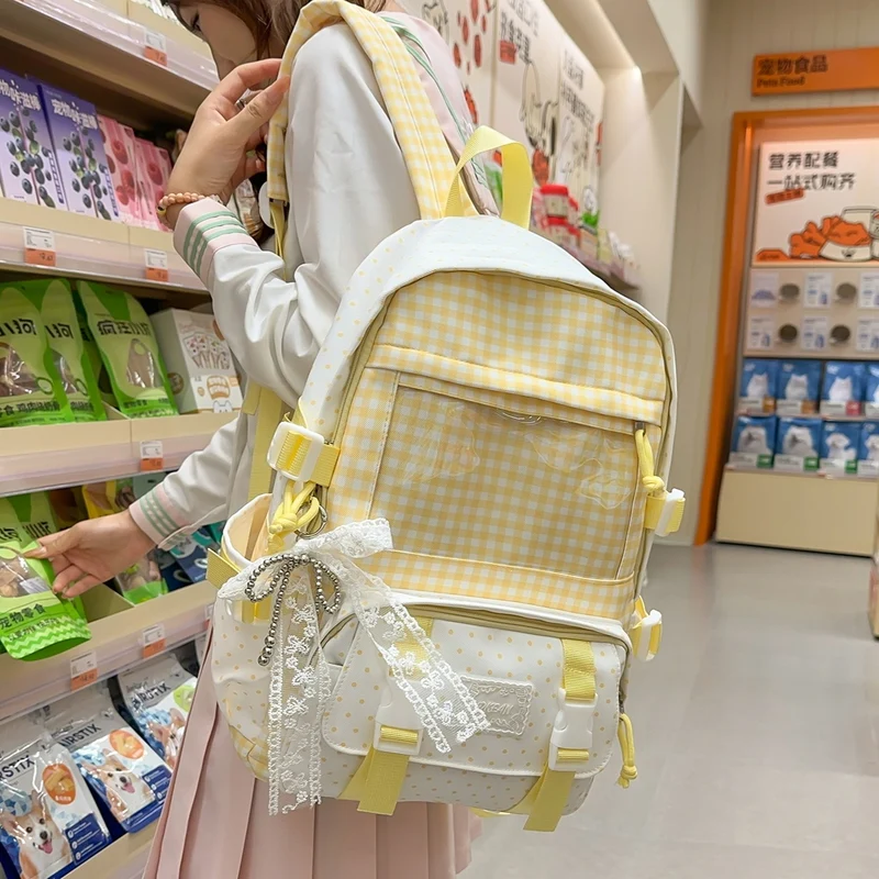 Charmanter Karierter Rucksack Karnz