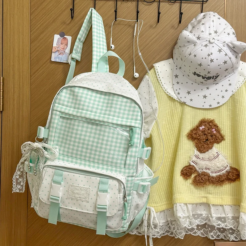 Charmanter Karierter Rucksack Karnz