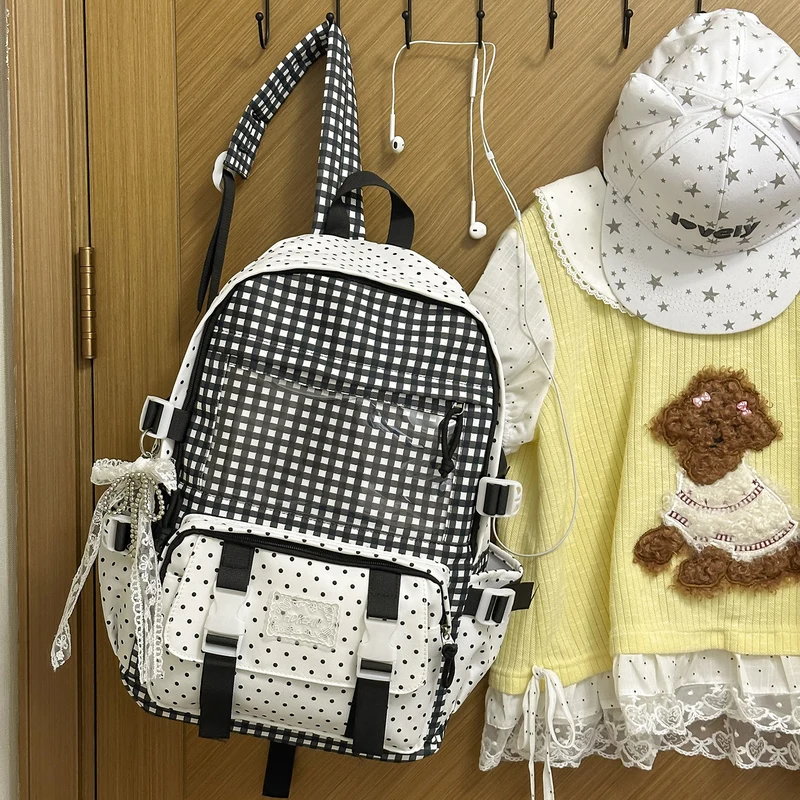 Charmanter Karierter Rucksack Karnz