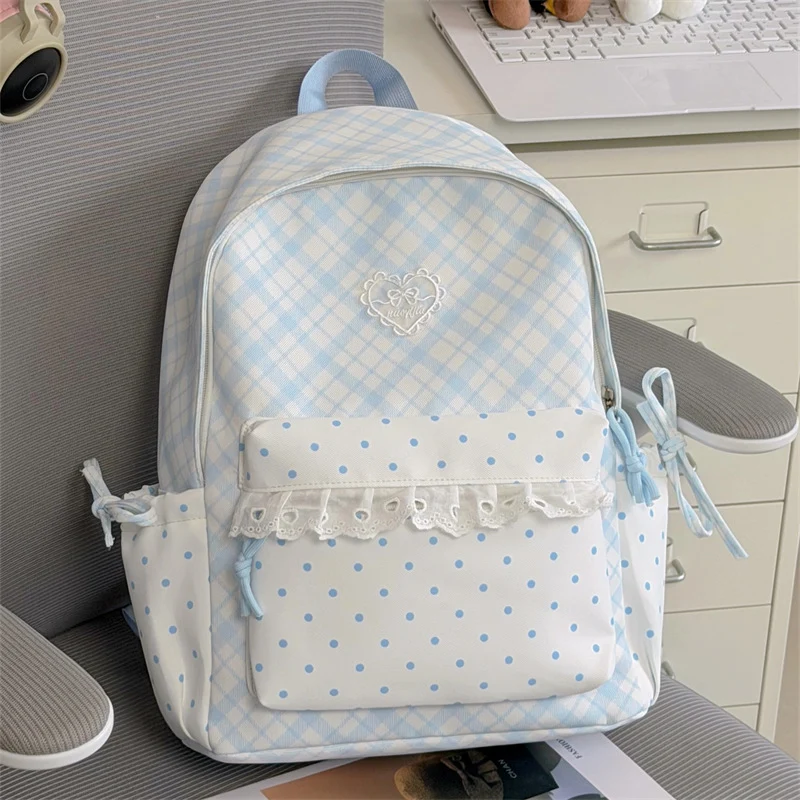 Charmanter Dekorativer Rucksack Karnz